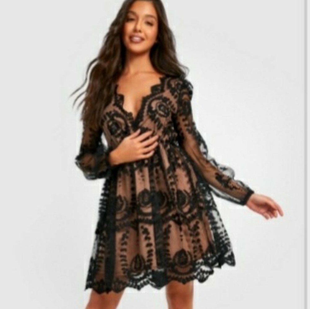 Boohoo Lace Dress